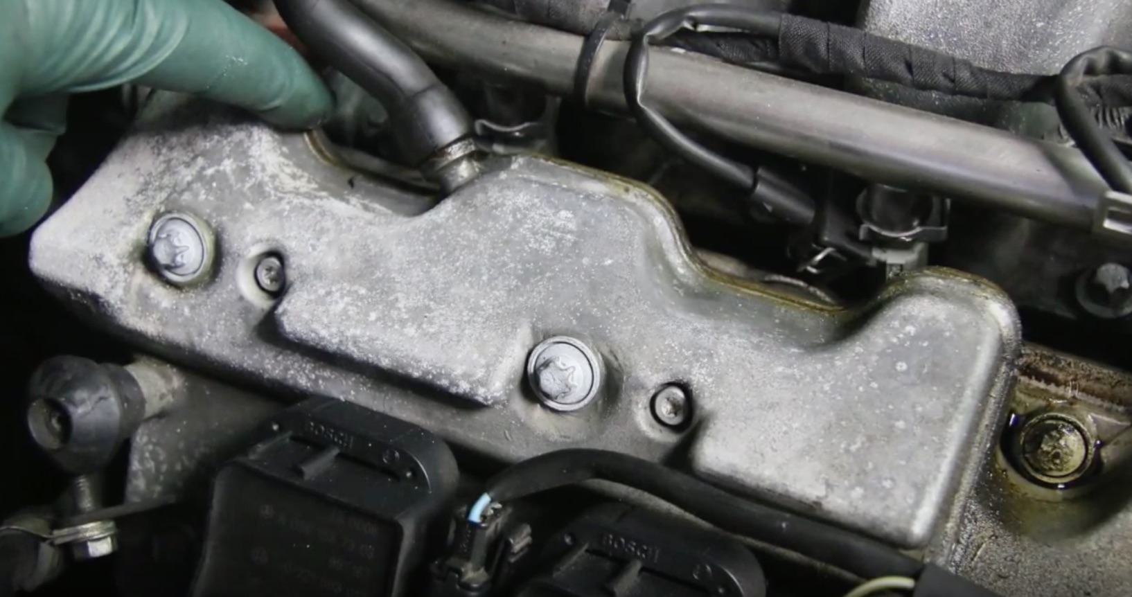 M112 M113 Breather Cover Oil Leak Repair Instructions On Demand Video